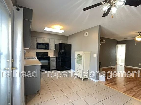 5th image of 8012 NW 79th Ter