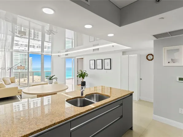 17201 Collins Ave APT 3502, Sunny Isles Beach, FL 33160