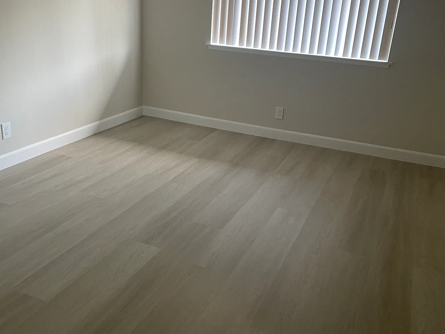 2 bed, 1040 sqft, $3,100 — Photo 4