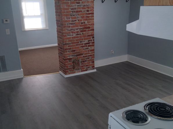 43 S Main St #B