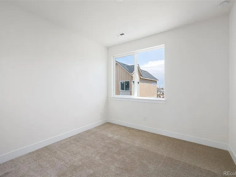 5112 Ward Rd — Photo 24