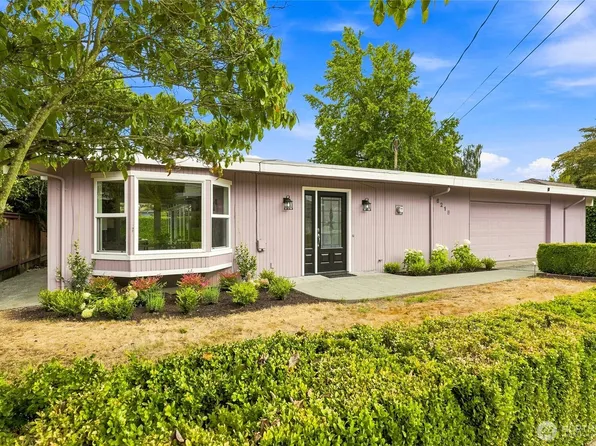 8218 SE 36th Street, Mercer Island, WA 98040