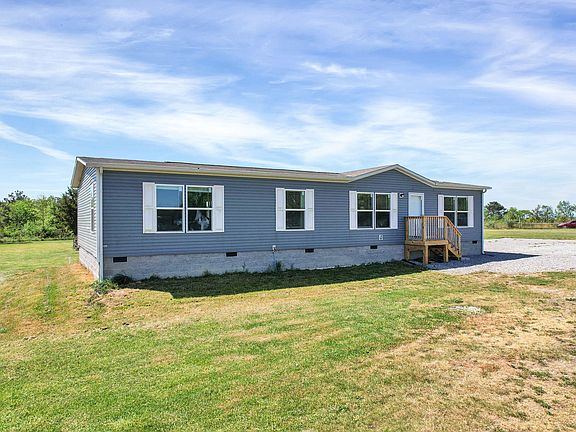 4th image of 330 Blueberry Acres