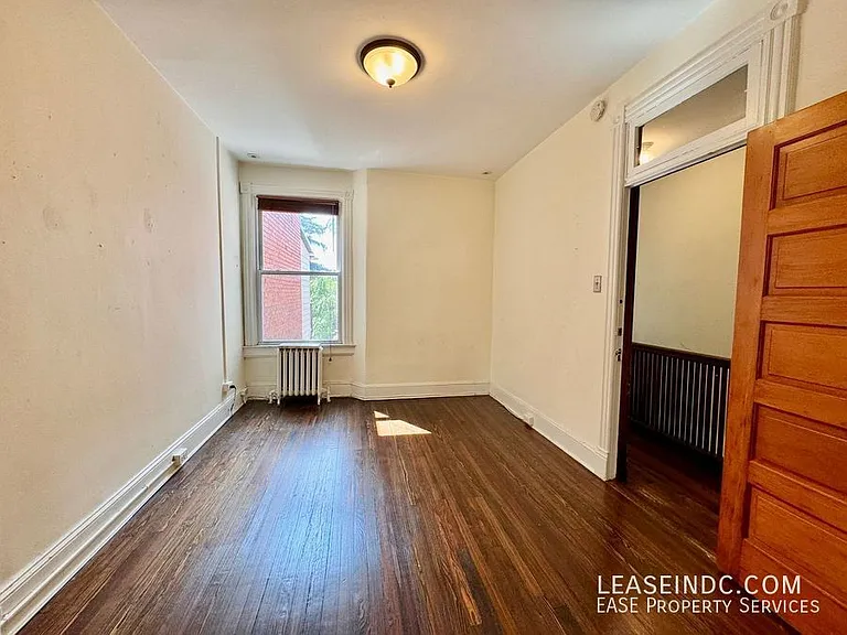 128 Adams St NW — Photo 29