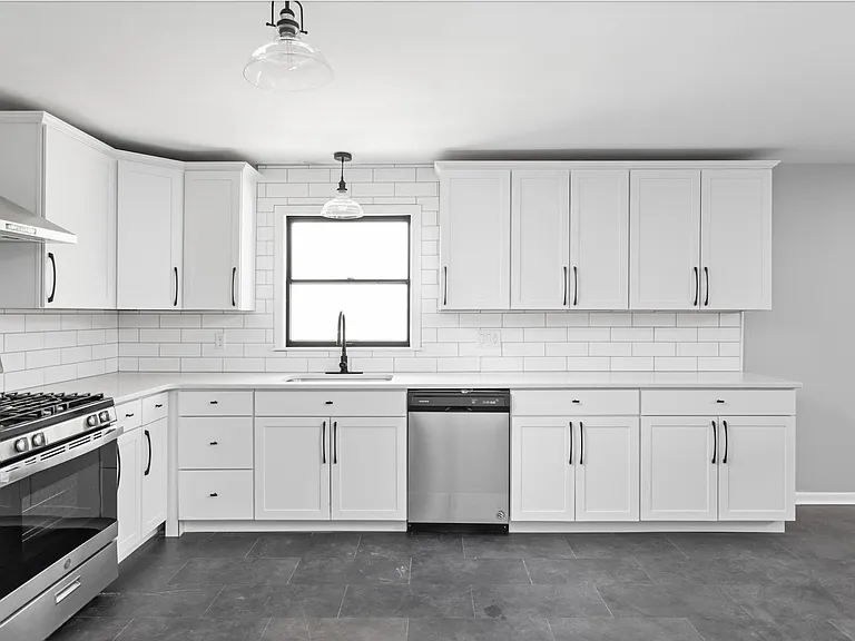 5051 E Moyer Dr — Photo 12