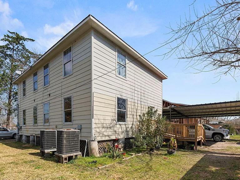 2444 Margaret St #A — Photo 6