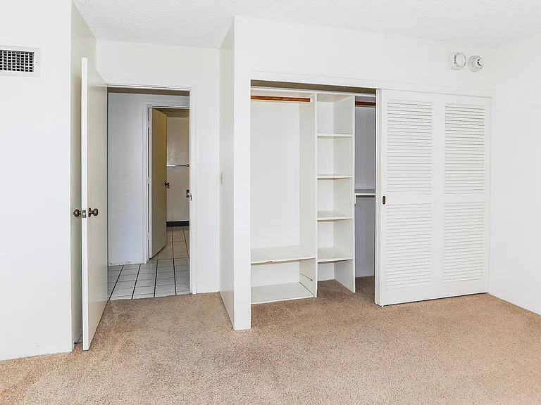 2215 Aloha Dr — Photo 24