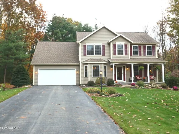 6 Fenimore Place, Gansevoort, NY 12831