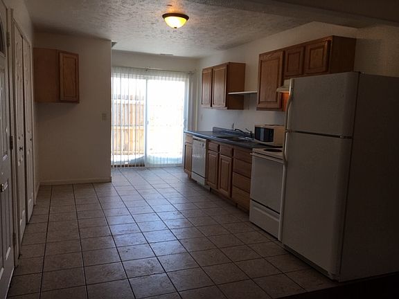 4th image of 2915 W Louise St APT 4