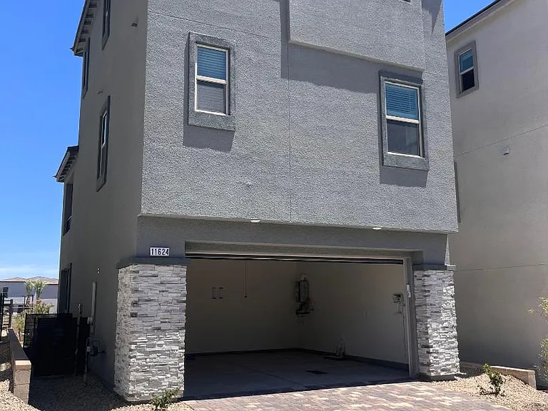 11624 Ashy Storm Ave — Photo 2