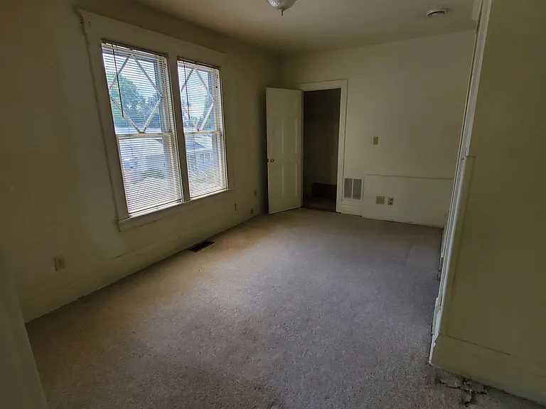207 Institute St #B — Photo 11
