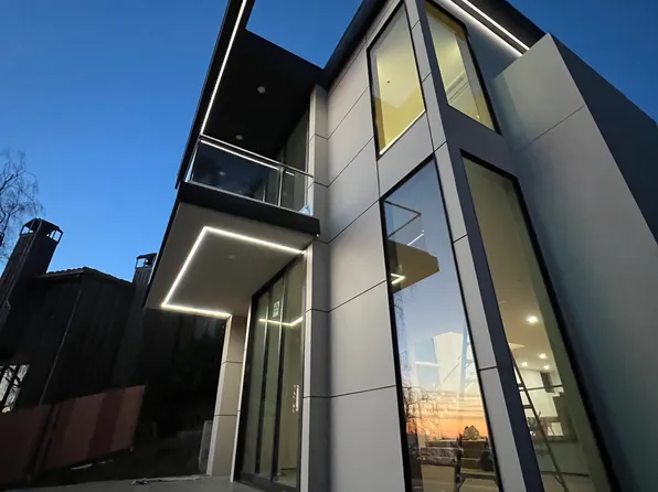 1025 Miller Ave, Berkeley, CA 94708