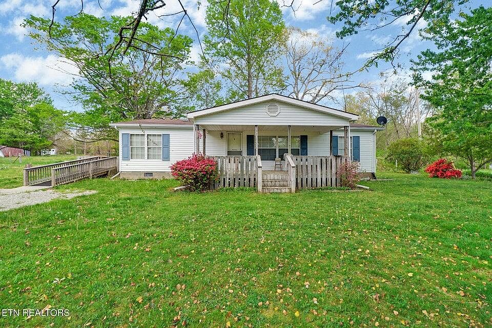 1st image of 1243 Franklin Loop