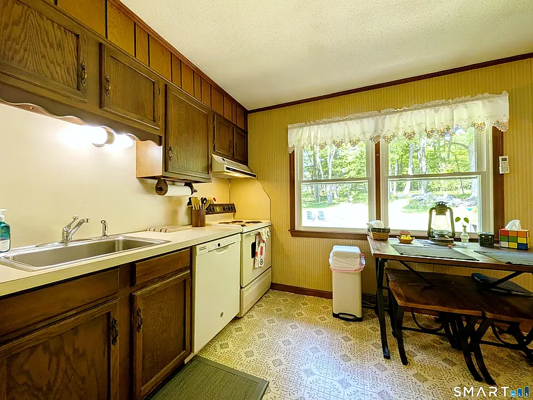 17 Colebrook Rd — Photo 13