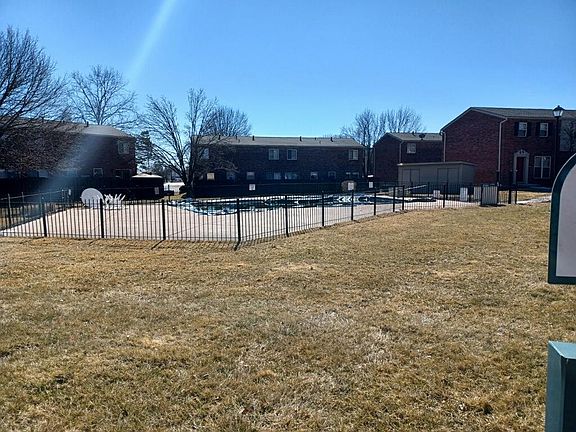 3rd image of 1224 Clarkson Ct #1224