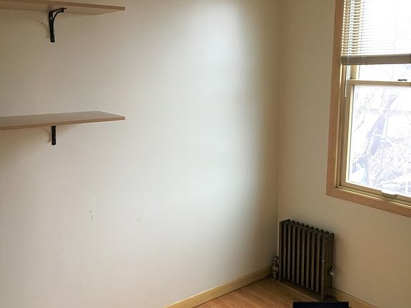 4th image of 25-7 35th St #2