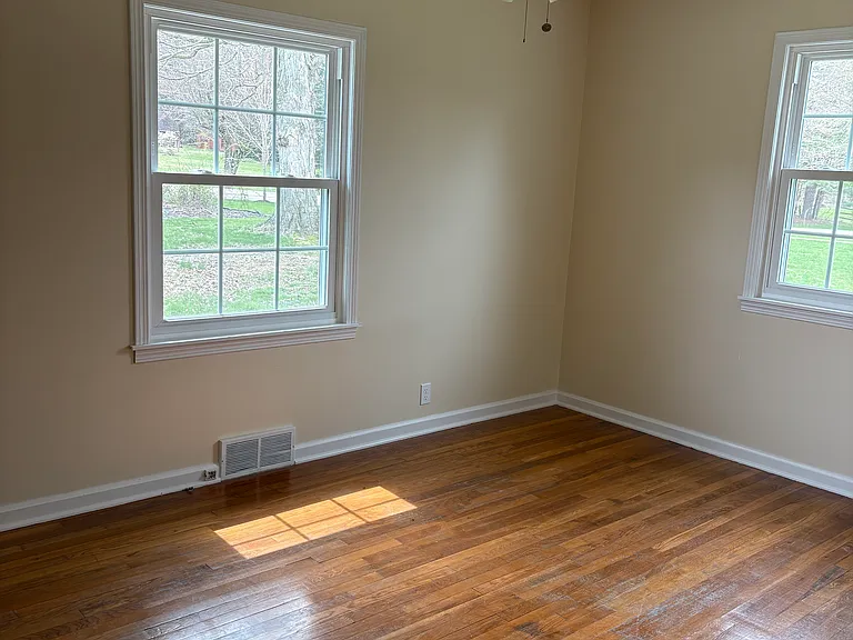 6348 Leffingwell Rd — Photo 7