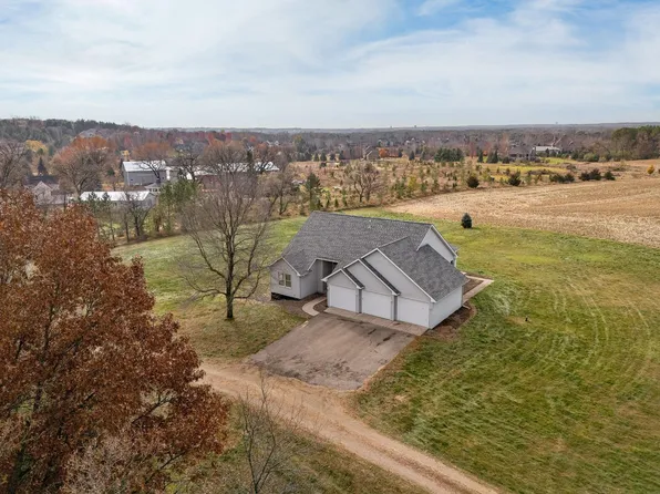 2360 Neal Ave N, Stillwater, MN 55082