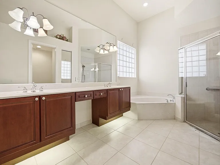 195 Sedona Way — Photo 50