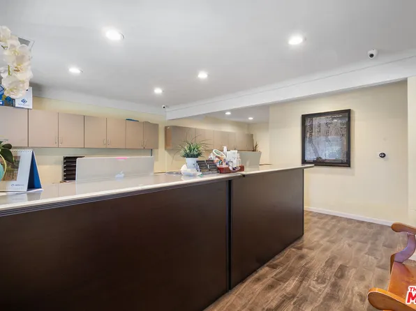 1611 6th Ave, Los Angeles, CA 90019