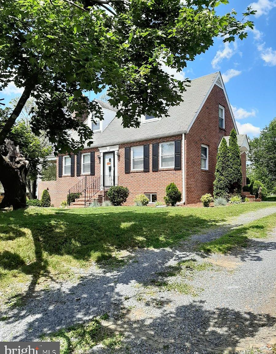 5123 Main St, Stephens City, VA 22655 Zillow