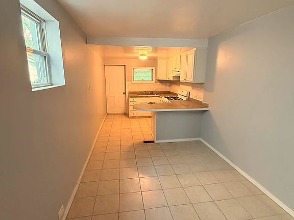 3rd image of 7225 Grays Ave