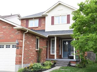 31 Old Colony Dr, Whitby, ON L1R 2A3