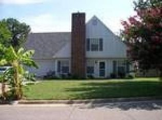 907 W 16th Cir, Russellville, AR 72801