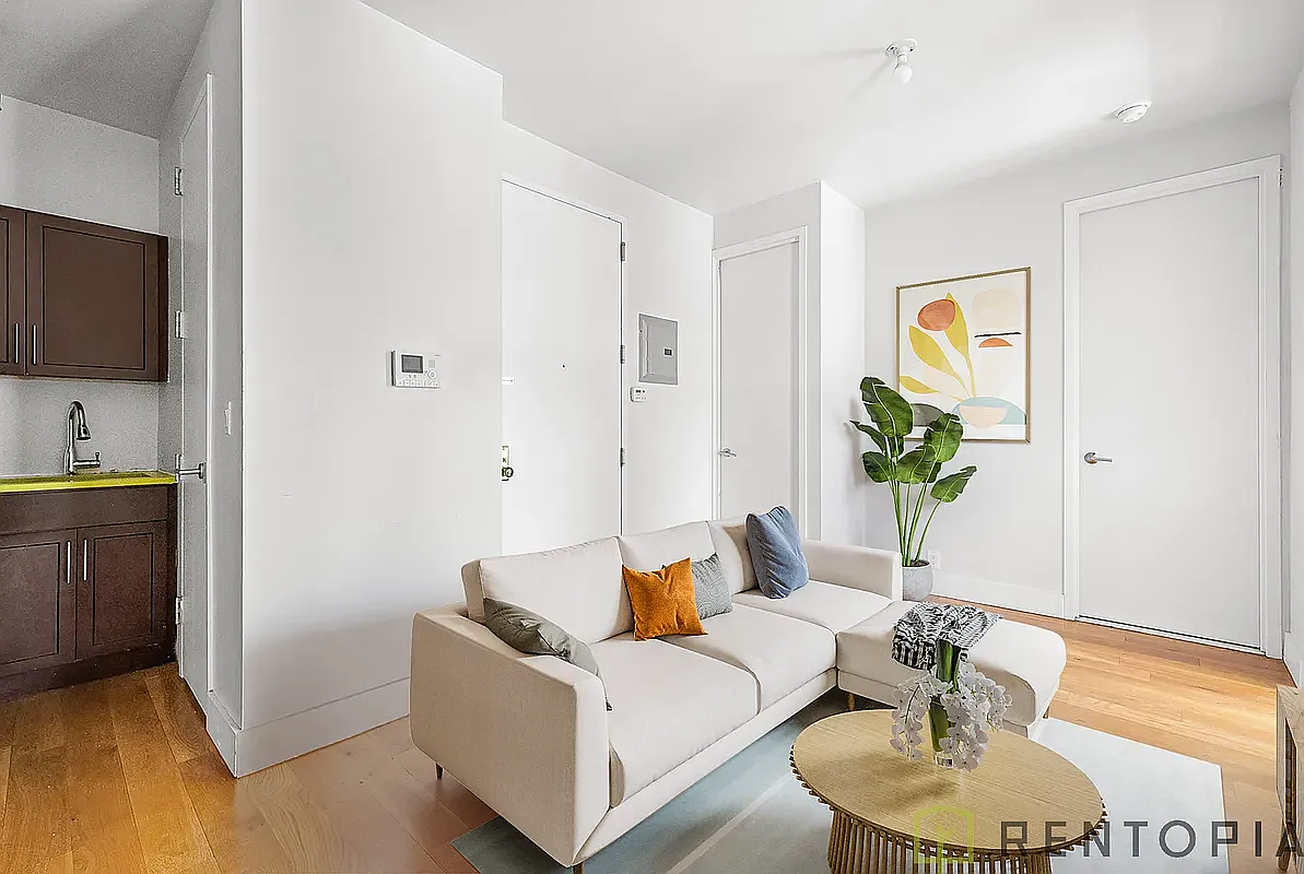 473 Grand Street — Photo 1