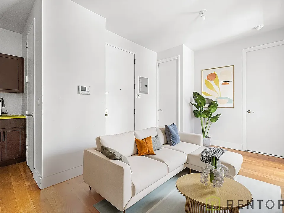 473 Grand St #3F