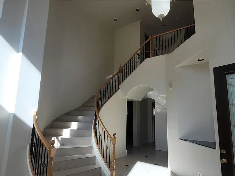 7728 Villa De La Paz Ave — Photo 46