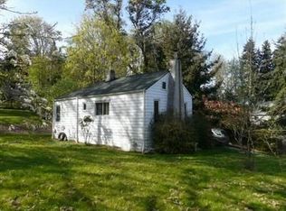 10925 104th Ave SW, Vashon, WA 98070