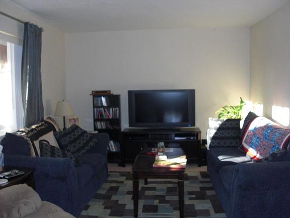 2nd image of 1609 NW 39th St