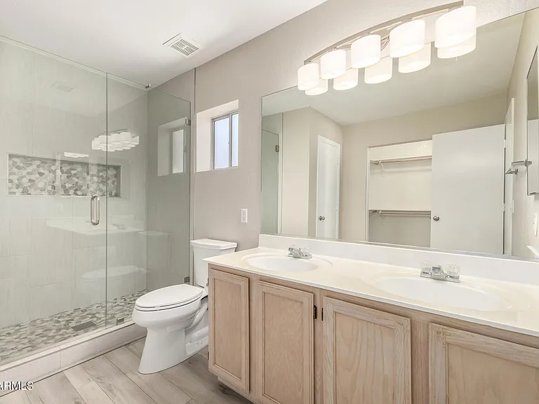 1120 N Val Vista Dr #92 — Photo 13