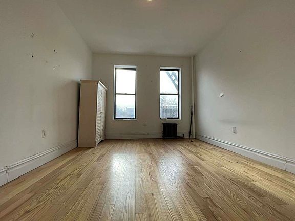 4th image of 23-05 30th Ave #C1