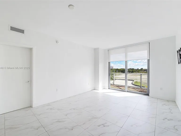 2000 Metropica Way #306 — Photo 10