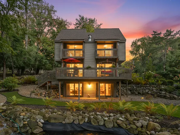 3804 Blackberry Ln, Kalamazoo, MI 49008