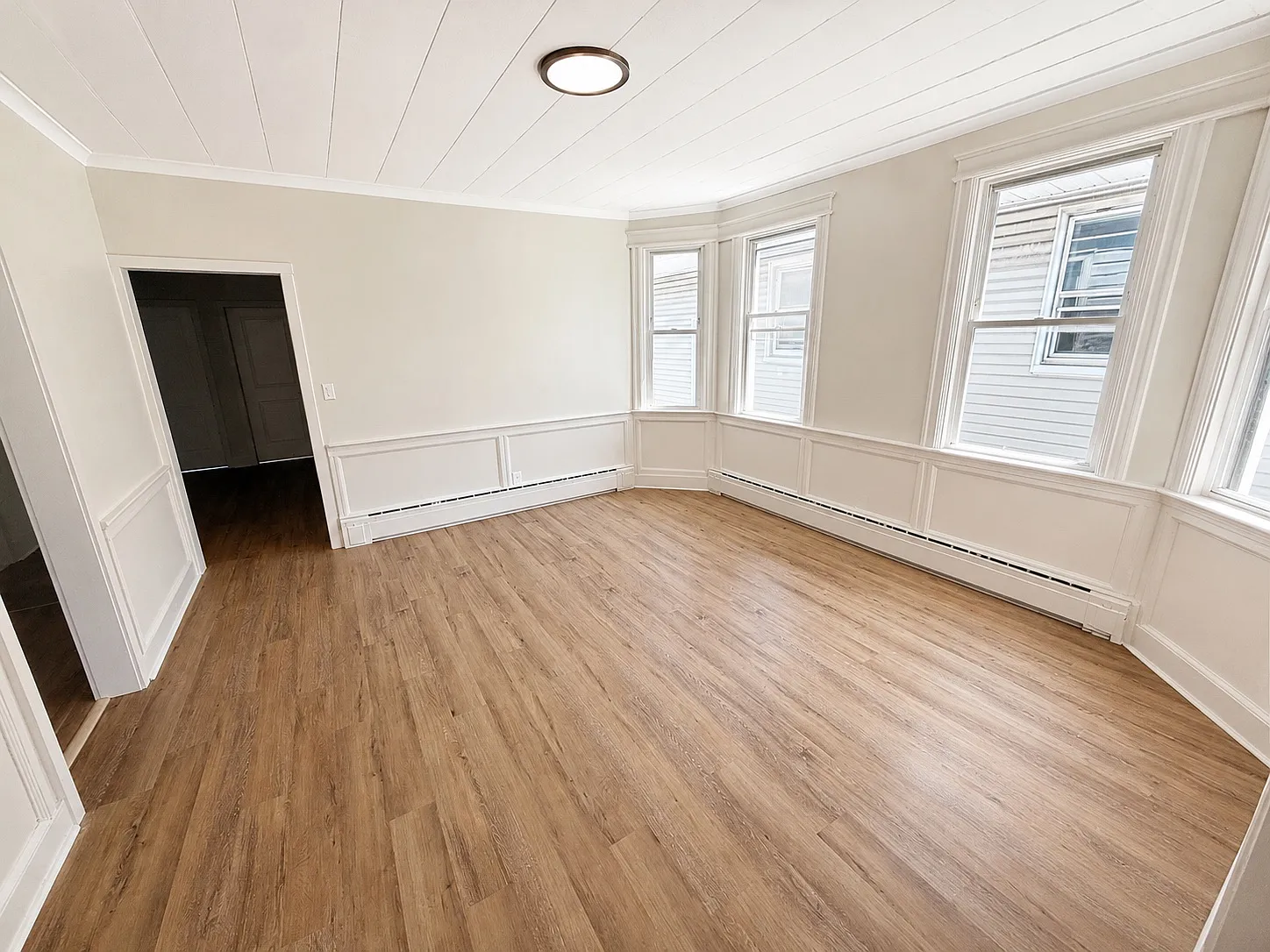 4 bed, $3,500 — Photo 3