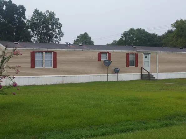 1002 Orchard Park Dr, Breaux Bridge, LA 70517