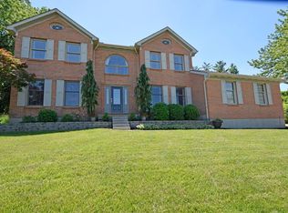 6082 Christopher Ln, Cincinnati, OH 45233