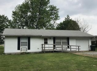 4207 Valier Carpet Rd, Tamaroa, IL 62888