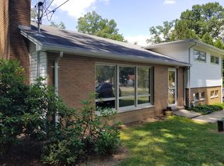 2945 Maplewood Dr, Sharpsville, PA