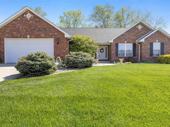 1109 Palmer Creek Dr, Columbia, IL 62236