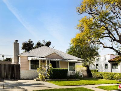 3837 Berryman Ave, Los Angeles, CA, 90066