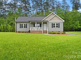 330 Manchester Rd, Mount Gilead, NC 27306