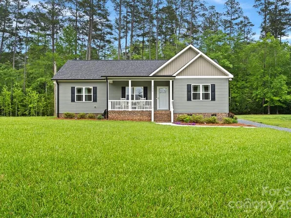 330 Manchester Rd, Mount Gilead, NC 27306