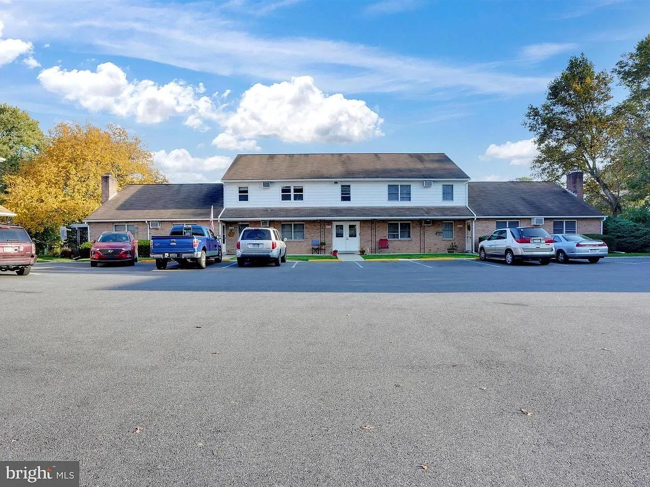 2 bed, 1.5 bath, 1250 sqft, $1,550 — Photo 1