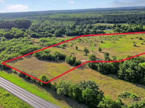 2959 Fm 20, Red Rock, TX 78662