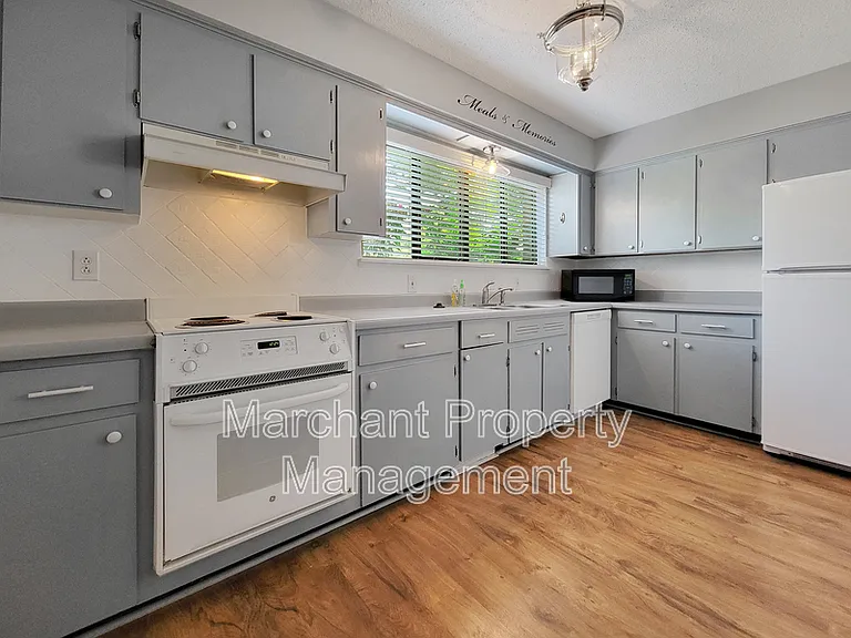5 Briarcreek Pl — Photo 12