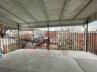 328 39th St #2R, Brooklyn, NY 11232